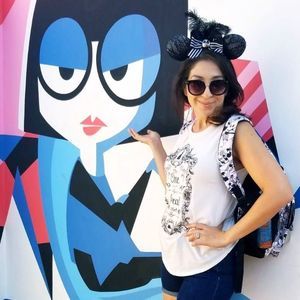 Meet your Posher, Esmeralda